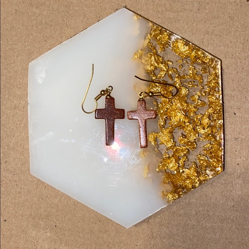 Gold sandstone cross earrings
